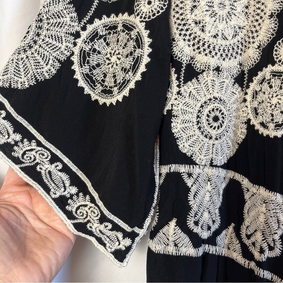 Est. 1946 Boho Black White Allover Embroidered Kimono Jacket Duster Coverup S/M - Picture 10 of 11